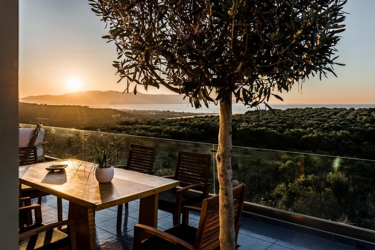 Villa Emanuele Gerani  ภายนอก รูปภาพ